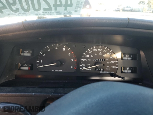 1992 Toyota Pickup DLX с VIN JT4VN13D2N5083484, выставлен на аукционе Copart как лот 44200945 с пробегом 271 613 миль миль и Списание • Salvage title. История ставок и продаж доступна на DreamBid. Изображение 9.