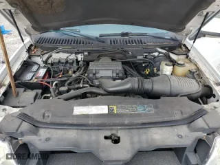 2005 Lincoln Navigator Luxury with VIN 5LMFU27525LJ24507, listed as a Copart auction lot 85340054 with 0 mi miles and Non Repairable. Bid and sale history available at carsss.com. Image 12.