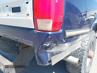 1994 Ford F-250 с VIN 1FTHX26G6RKB34866, выставлен на аукционе IAAI как лот 42422548 с пробегом Не указан миль и . История ставок и продаж доступна на DreamBid. Изображение 6.