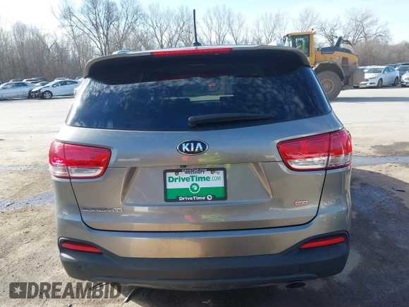 2017 Kia Sorento LX with VIN 5XYPG4A33HG268167, listed as a IAAI auction lot 41792320 with 74,528 mi miles. Bid and sale history available at carsss.com. Image 16.