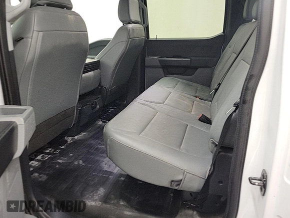 2022 Ford F-150 XL z VIN 1FTFW1ED0NFC41149, wystawiony jako IAAI lot #42785423 z przebiegiem 22 280 mil mil oraz . Historia ofert i sprzedaży dostępna na DreamBid. Obrazek 17.