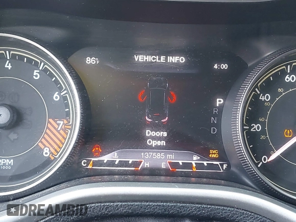 2014 Jeep Cherokee Trailhawk z VIN 1C4PJMBSXEW273520, wystawiony jako IAAI lot #42569063 z przebiegiem 137 585 mil mil oraz . Historia ofert i sprzedaży dostępna na DreamBid. Obrazek 15.