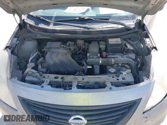 2014 Nissan Versa SV with VIN 3N1CN7AP4EL865246, listed as a IAAI auction lot 42072055 with 189,095 mi miles. Bid and sale history available at carsss.com. Image 10.