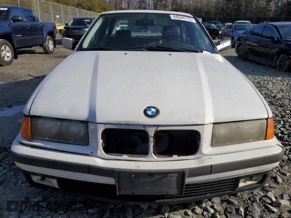 1995 BMW 3 Series 325i with VIN WBACB4328SFM07976, listed as a Copart auction lot 44544775 with 221,191 mi miles and Salvage Title. Bid and sale history available at carsss.com. Image 5.