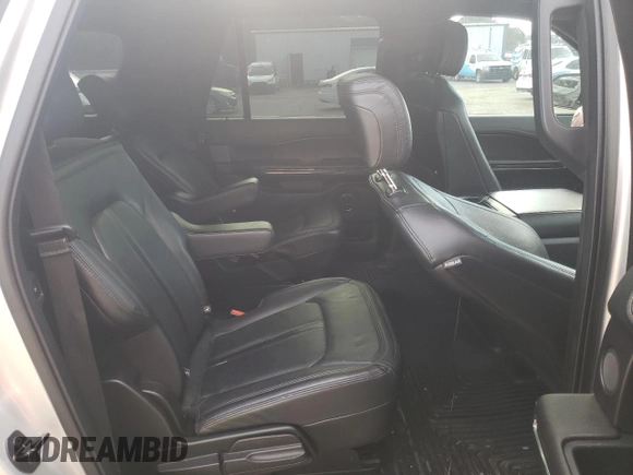 2018 Ford Expedition Max Limited z VIN 1FMJK1KT9JEA56014, wystawiony jako Copart lot #86187264 z przebiegiem 119 209 mil mil oraz Szkody całkowita. Historia ofert i sprzedaży dostępna na DreamBid. Obrazek 11.