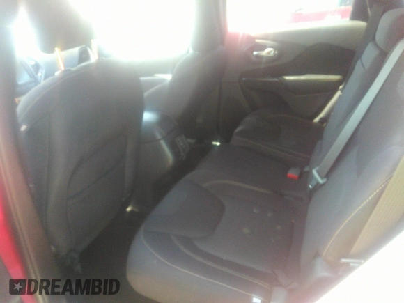 2016 Jeep Cherokee Latitude with VIN 1C4PJMCB9GW142189, listed as a IAAI auction lot 42010107 with 117,835 mi miles and . Bid and sale history available at DreamBid. Image 8.