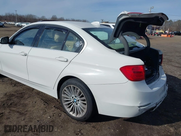 2014 BMW 3 Series 335i xDrive with VIN WBA3B9C52EJ466045, listed as a IAAI auction lot 41281384 with 136,329 mi miles. Bid and sale history available at carsss.com. Image 19.
