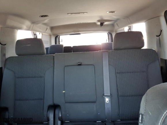 2015 Chevrolet Suburban LS with VIN 1GNSCHKC3FR159676, listed as a Copart auction lot 84606074 with 264,234 mi miles and Clean Title. Bid and sale history available at carsss.com. Image 10.