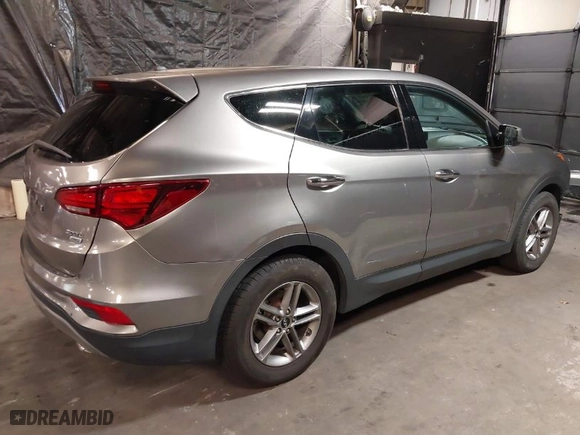 2018 Hyundai Santa Fe Sport 2.4L with VIN 5NMZTDLB7JH083155, listed as a IAAI auction lot 40761649 with 85,100 mi miles. Bid and sale history available at carsss.com. Image 4.