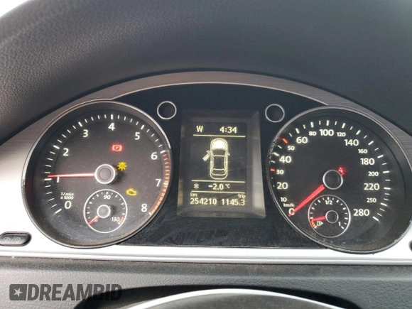 2013 Volkswagen CC Sport с VIN WVWAN7AN6DE538025, выставлен на аукционе Copart как лот 52365035 с пробегом 254 210 миль миль и Списание • Salvage title. История ставок и продаж доступна на DreamBid. Изображение 9.