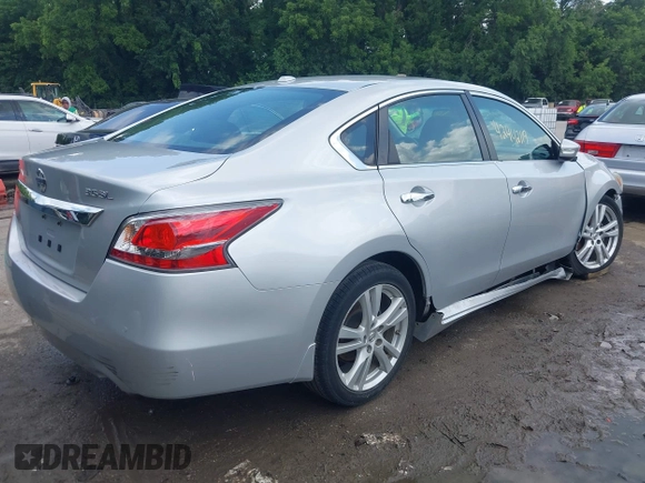 2015 Nissan Altima SL with VIN 1N4BL3AP3FC278675, listed as a IAAI auction lot 42442119 with 83,546 mi miles and . Bid and sale history available at DreamBid. Image 4.