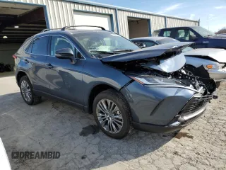 2024 Toyota Venza LE with VIN JTEAAAAHXRJ184541, listed as a Copart auction lot 79622864 with 2,962 mi miles and Salvage Title. Bid and sale history available at carsss.com. Image 4.