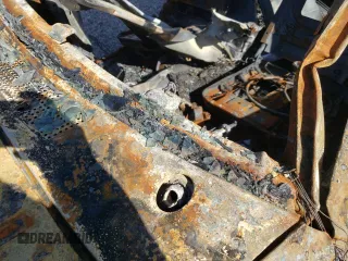 1994 Ford Explorer Eddie Bauer z VIN 1FMDU34X3RUA09355, wystawiony jako Copart lot #61954763 z przebiegiem Nie podano mil oraz Szkoda całkowita • Salvage title. Historia ofert i sprzedaży dostępna na DreamBid. Obrazek 13.