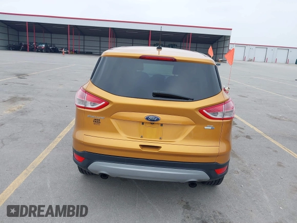2016 Ford Escape SE z VIN 1FMCU9GX1GUC59233, wystawiony jako IAAI lot #41958573 z przebiegiem 133 223 mil mil oraz . Historia ofert i sprzedaży dostępna na DreamBid. Obrazek 17.
