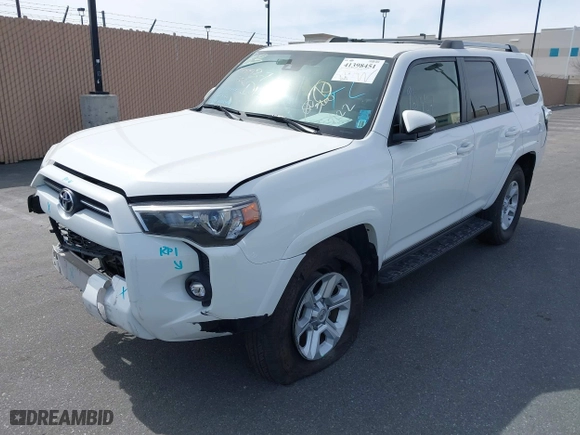 2022 Toyota 4Runner SR5 Premium with VIN JTENU5JR2N6022487, listed as a IAAI auction lot 41398451 with 52,048 mi miles. Bid and sale history available at carsss.com. Image 2.
