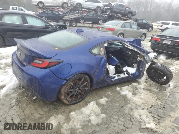 2024 Toyota GR86 Premium with VIN JF1ZNBE15R8757616, listed as a Copart auction lot 44904695 with 0 mi miles and Salvage Title. Bid and sale history available at carsss.com. Image 3.