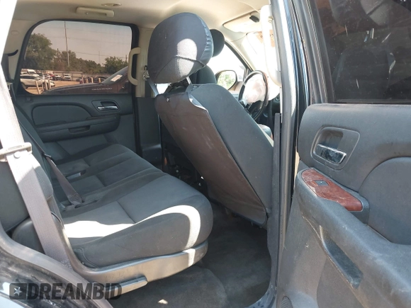 2013 Chevrolet Tahoe LS with VIN 1GNSCAE06DR263469, listed as a IAAI auction lot 42245636 with 240,506 mi miles and . Bid and sale history available at DreamBid. Image 8.