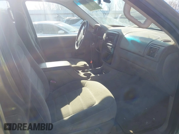 2002 Ford Explorer XLT with VIN 1FMZU63E82ZA42156, listed as a IAAI auction lot 41798160 with 280,527 mi miles and . Bid and sale history available at DreamBid. Image 5.
