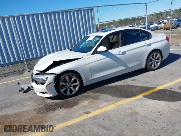 2014 BMW 3 Series 320i with VIN WBA3B1C50EK135458, listed as a IAAI auction lot 41631722 with 1 mi miles. Bid and sale history available at carsss.com. Image 2.