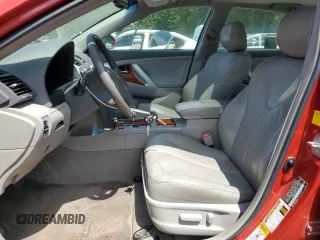 2011 Toyota Camry LE z VIN 4T4BF3EK9BR141844, wystawiony jako Copart lot #60490655 z przebiegiem 180 131 mil mil oraz Szkoda całkowita • Salvage title. Historia ofert i sprzedaży dostępna na DreamBid. Obrazek 7.