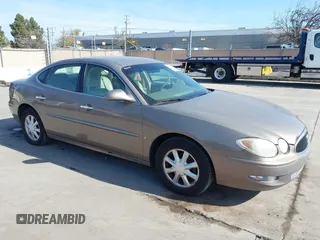2006 Buick LaCrosse CXL with VIN 2G4WD582061256505, listed as a IAAI auction lot 41860778 with 205,646 mi miles. Bid and sale history available at carsss.com. Image 1.
