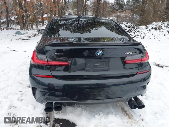 2021 BMW 3 Series M340i xDrive with VIN 3MW5U9J01M8B63472, listed as a IAAI auction lot 41425056 with 63,223 mi miles. Bid and sale history available at carsss.com. Image 16.