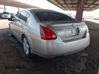 2005 Nissan Maxima SE with VIN 1N4BA41E55C873827, listed as a IAAI auction lot 42433330 with 173,473 mi miles and . Bid and sale history available at DreamBid. Image 3.