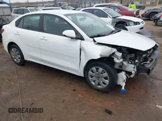2021 Kia Rio S with VIN 3KPA24AD2ME379622, listed as a IAAI auction lot 41547613 with 45,671 mi miles. Bid and sale history available at carsss.com. Image 1.