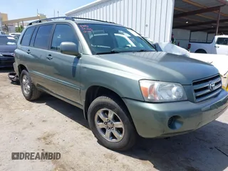2005 Toyota Highlander z VIN JTEEP21A450099767, wystawiony jako IAAI lot #42278237 z przebiegiem 136 294 mil mil oraz . Historia ofert i sprzedaży dostępna na DreamBid. Obrazek 1.