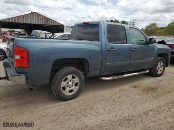 2007 Chevrolet Silverado 1500 LT w/1LT with VIN 2GCEC13C971679113, listed as a Copart auction lot 49773695 with 155,338 mi miles and Salvage Title. Bid and sale history available at carsss.com. Image 3.