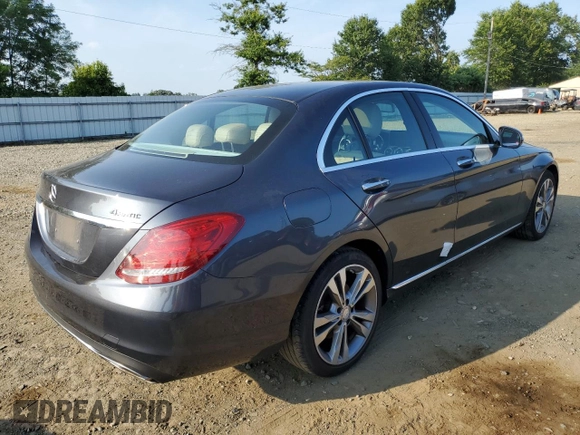 2016 Mercedes-Benz C 300 Luxury z VIN 55SWF4KB5GU161503, wystawiony jako Copart lot #66147705 z przebiegiem 34 217 mil mil oraz Szkoda całkowita • Salvage title. Historia ofert i sprzedaży dostępna na DreamBid. Obrazek 3.