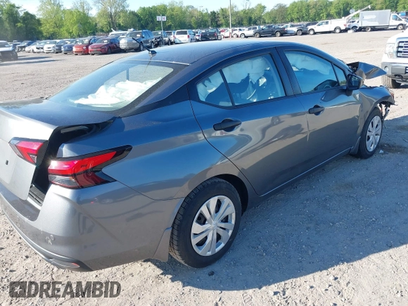 2020 Nissan Versa S z VIN 3N1CN8DV1LL834727, wystawiony jako IAAI lot #42210192 z przebiegiem 83 630 mil mil oraz . Historia ofert i sprzedaży dostępna na DreamBid. Obrazek 4.