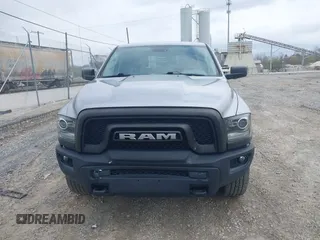 2020 Ram 1500 Warlock z VIN 1C6RR7GG3LS140875, wystawiony jako IAAI lot #41813678 z przebiegiem 67 319 mil mil oraz . Historia ofert i sprzedaży dostępna na DreamBid. Obrazek 12.