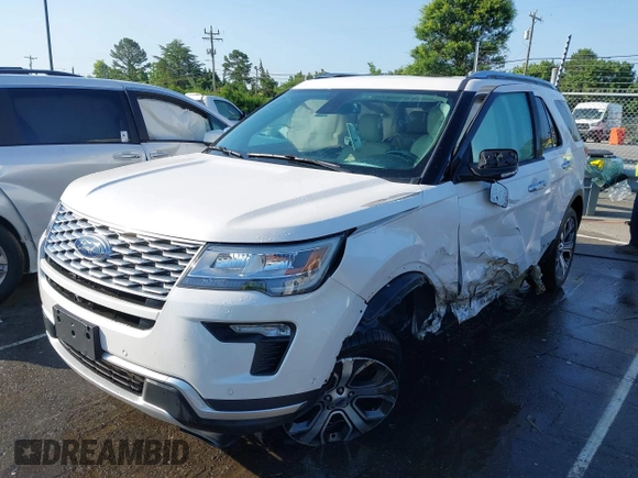 2018 Ford Explorer Platinum z VIN 1FM5K8HT8JGA01933, wystawiony jako IAAI lot #42472016 z przebiegiem 57 607 mil mil oraz . Historia ofert i sprzedaży dostępna na DreamBid. Obrazek 19.