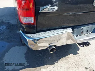 2009 Dodge 1500 Laramie z VIN 1D3HV13T09S758249, wystawiony jako IAAI lot #41923451 z przebiegiem 238 116 mil mil oraz . Historia ofert i sprzedaży dostępna na DreamBid. Obrazek 20.