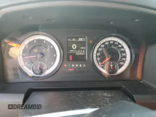 2023 Ram 1500 Tradesman z VIN 1C6RR6FG3PS520087, wystawiony jako Copart lot #73085414 z przebiegiem 38 259 mil mil oraz Szkoda całkowita • Salvage title. Historia ofert i sprzedaży dostępna na DreamBid. Obrazek 9.