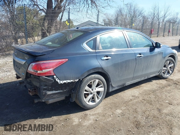 2013 Nissan Altima SV with VIN 1N4AL3AP0DN489975, listed as a IAAI auction lot 41797596 with 171,151 mi miles and . Bid and sale history available at carsss.com. Image 4.