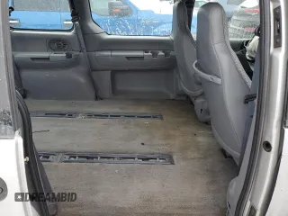 2000 Dodge Caravan with VIN 2B4FP25B6YR568313, listed as a Copart auction lot 87427664 with Not provided miles and Salvage title. Bid and sale history available at DreamBid. Image 11.