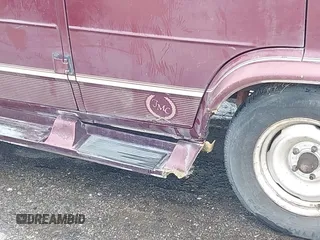 1994 Chevrolet Chevy Van z VIN 1GBEG25K4RF177057, wystawiony jako IAAI lot #42090808 z przebiegiem 123 654 mil mil oraz . Historia ofert i sprzedaży dostępna na DreamBid. Obrazek 12.