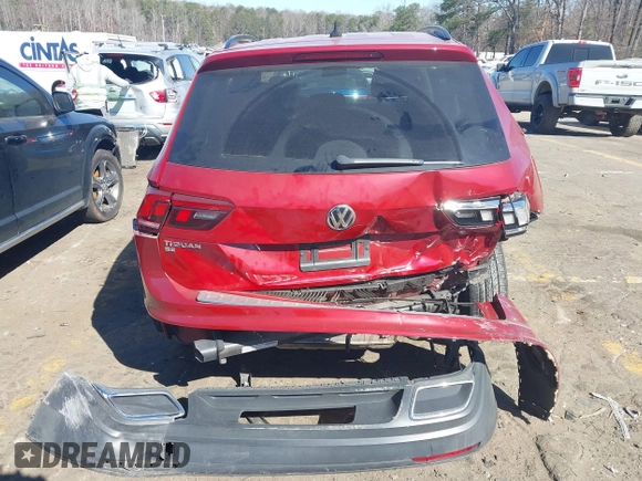 2019 Volkswagen Tiguan SE with VIN 3VV3B7AX6KM161627, listed as a IAAI auction lot 41698592 with 108,966 mi miles and . Bid and sale history available at DreamBid. Image 6.