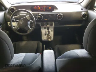 2012 Scion xB z VIN JTLZE4FE7CJ018887, wystawiony jako Copart lot #53958785 z przebiegiem 105 951 mil mil oraz Czysty tytuł • Clean title. Historia ofert i sprzedaży dostępna na DreamBid. Obrazek 8.