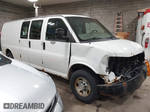 2012 Chevrolet Express Cargo Van with VIN 1GCWGGBA0C1100411, listed as a IAAI auction lot 41024219 with 197,251 mi miles. Bid and sale history available at carsss.com. Image 1.