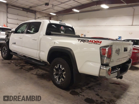 2021 Toyota Tacoma 4WD SR5 with VIN 3TMDZ5BN6MM113743, listed as a IAAI auction lot 41413775 with 24,735 mi miles. Bid and sale history available at carsss.com. Image 3.