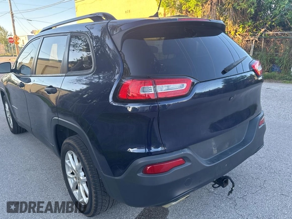 2016 Jeep Cherokee Altitude with VIN 1C4PJLAS7GW208431, listed as a Copart auction lot 61501525 with 126,107 mi miles and Salvage title. Bid and sale history available at DreamBid. Image 3.