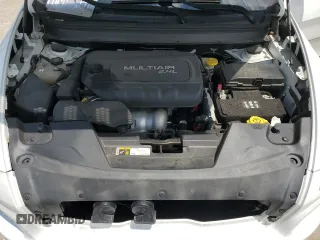 2017 Jeep Cherokee Latitude z VIN 1C4PJMCB7HW546190, wystawiony jako Copart lot #58212075 z przebiegiem 62 238 mil mil oraz Szkoda całkowita • Salvage title. Historia ofert i sprzedaży dostępna na DreamBid. Obrazek 11.