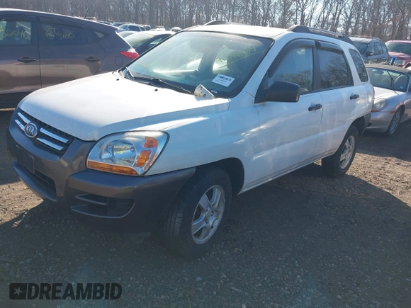 2007 Kia Sportage LX with VIN KNDJF724577389473, listed as a IAAI auction lot 41680139 with Not Provided miles. Bid and sale history available at carsss.com. Image 2.