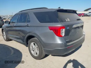 2023 Ford Explorer XLT with VIN 1FMSK7DH4PGB05813, listed as a IAAI auction lot 41761801 with 11,191 mi miles. Bid and sale history available at carsss.com. Image 3.