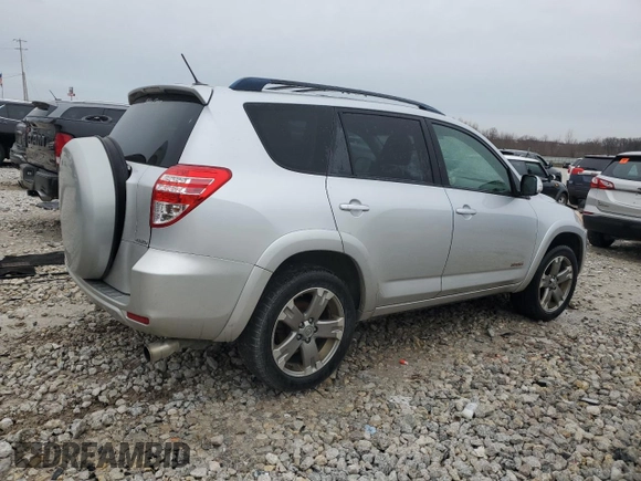 2010 Toyota RAV4 Sport z VIN JTMRF4DV3A5036711, wystawiony jako Copart lot #51787685 z przebiegiem 209 902 mil mil oraz Czysty tytuł • Clean title. Historia ofert i sprzedaży dostępna na DreamBid. Obrazek 3.