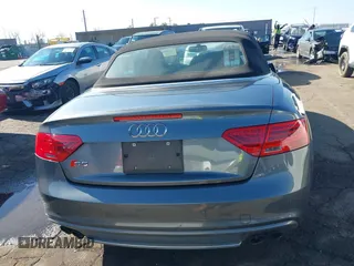 2014 Audi S5 Premium Plus z VIN WAUCGAFH4EN001316, wystawiony jako IAAI lot #41425673 z przebiegiem 97 089 mil mil oraz . Historia ofert i sprzedaży dostępna na DreamBid. Obrazek 16.