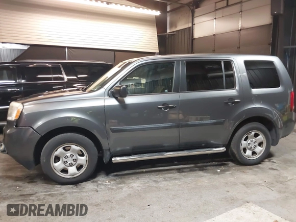 2012 Honda Pilot LX with VIN 5FNYF4H25CB086054, listed as a IAAI auction lot 41732068 with 139,084 mi miles and . Bid and sale history available at carsss.com. Image 14.